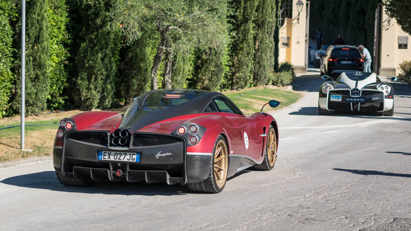 Illustration for article titled A Pagani Rally In Italy Puts All Other Car Meets To Shame